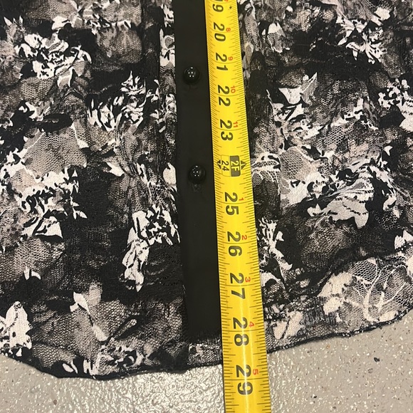 VINTAGE DANESI SHEER SLEEVELESS FLORAL BUTTON DOWN TOP BLACK WHITE SIZE SMALL - Picture 12 of 13